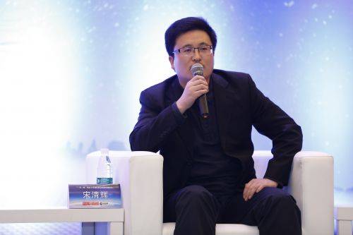 名卡被炒至18万元 消费者应保持理性消费